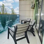Sunny Luxury 2 *