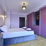 Sunny Luxury 2 Mamaia