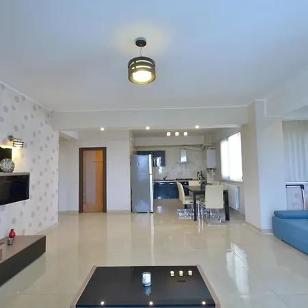 Apartment Sunny Luxury 2