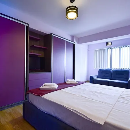 Sunny Luxury 2 Apartment